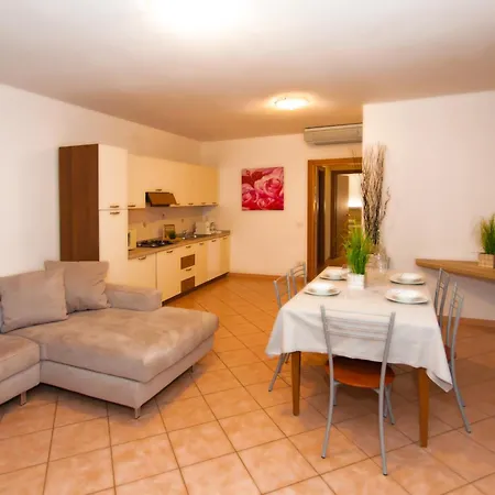 Aparthotel Delle Rose Tremosine