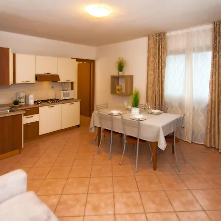 Aparthotel Delle Rose Tremosine