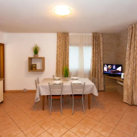 Delle Rose Aparthotel Tremosine